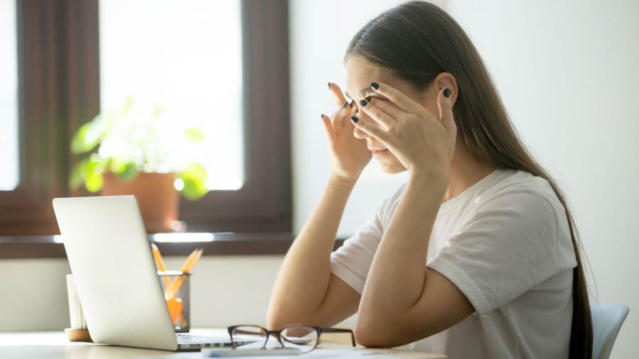 أسباب وأعراض إجهاد العين