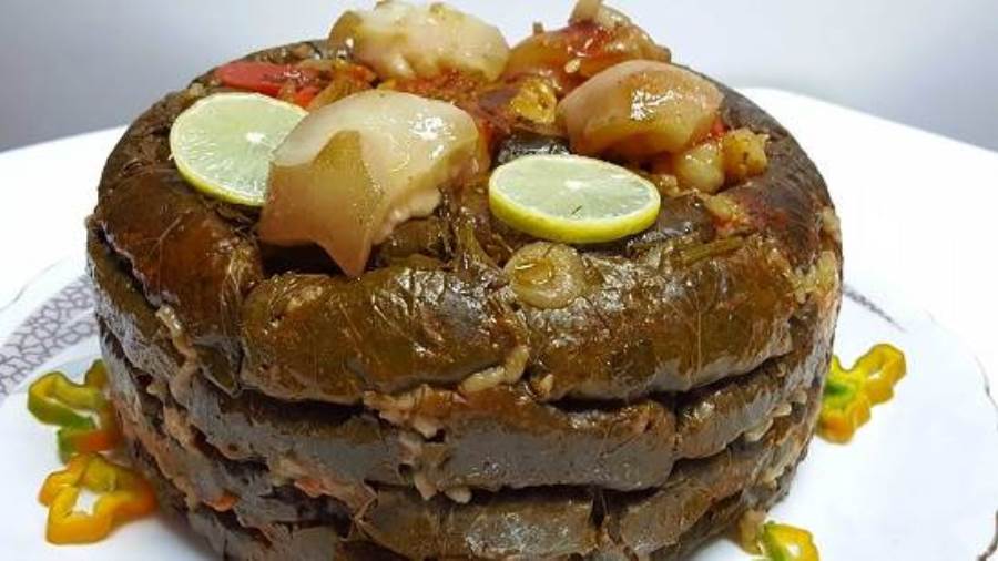 طاجن ورق العنب بالكوارع
