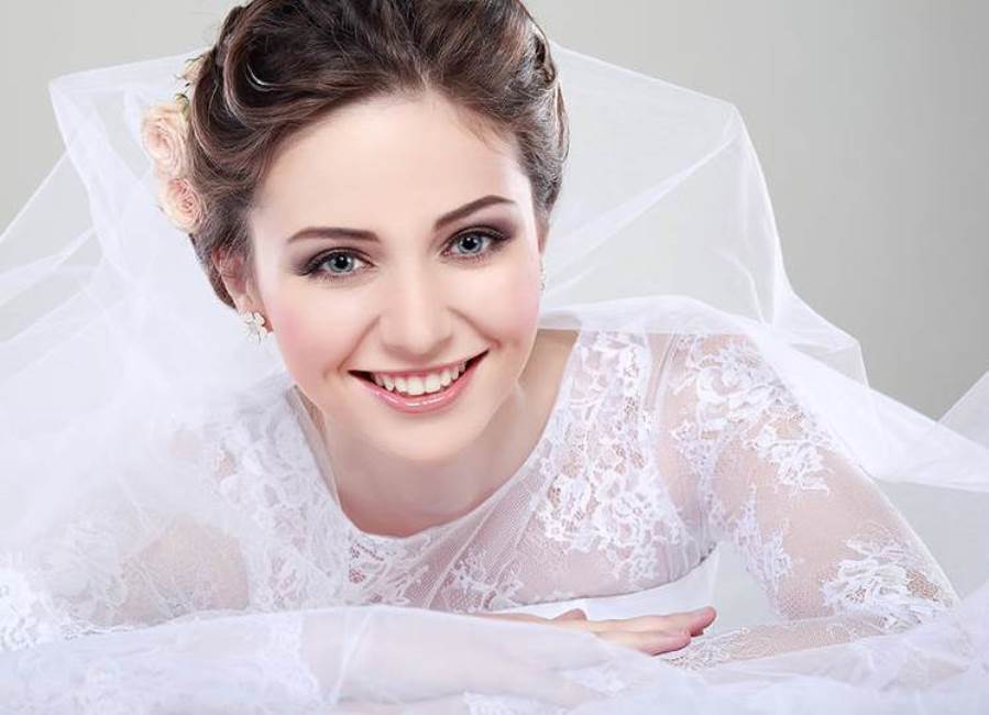 نصائح لتطبيق مكياج عيون العروس لإطلالة ملائكية