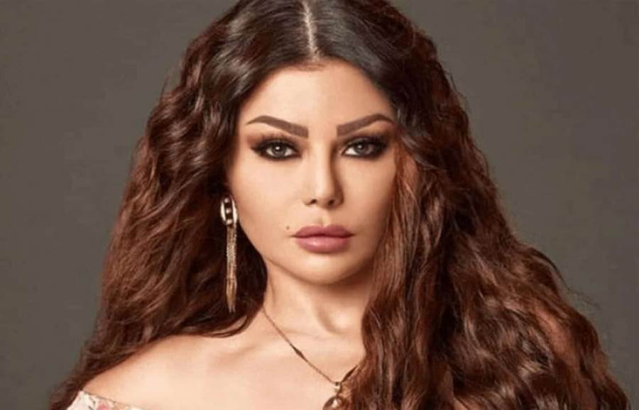هيفاء وهبي تثير الجدل بفستان أبيض جذاب