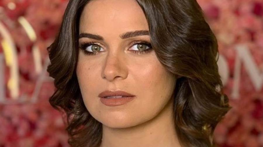 يسرا اللوزي