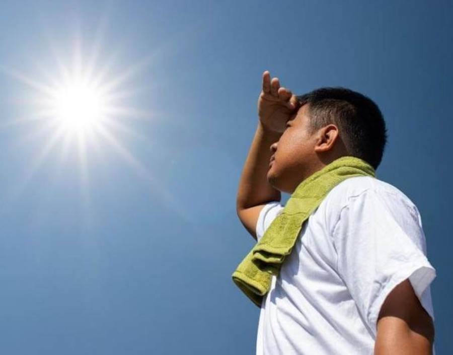  أعراض وطرق علاج ضربة الشمس فى الصيف