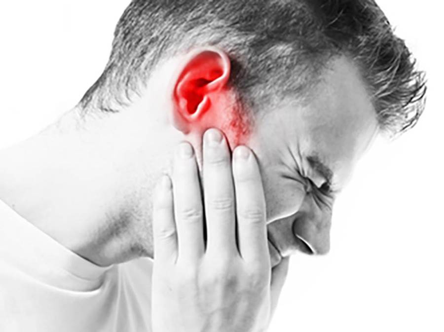 3  حيل فعالة لعلاج آلام الأذن .. تعرف عليها
