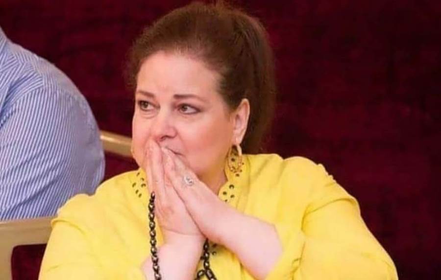  بالفيديو .. وصول جثمان دلال عبد العزيز إلى مثواها الأخير