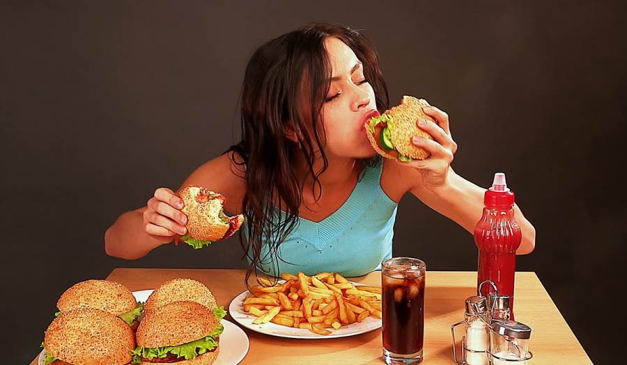هل يؤدي الجوع إلى زيادة الوزن؟