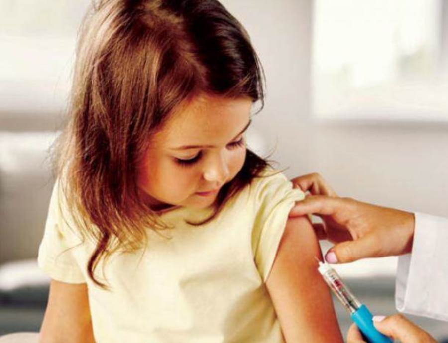 هل يحتاج الأطفال إلى التطعيم مرتين بـ لقاح كورونا؟
