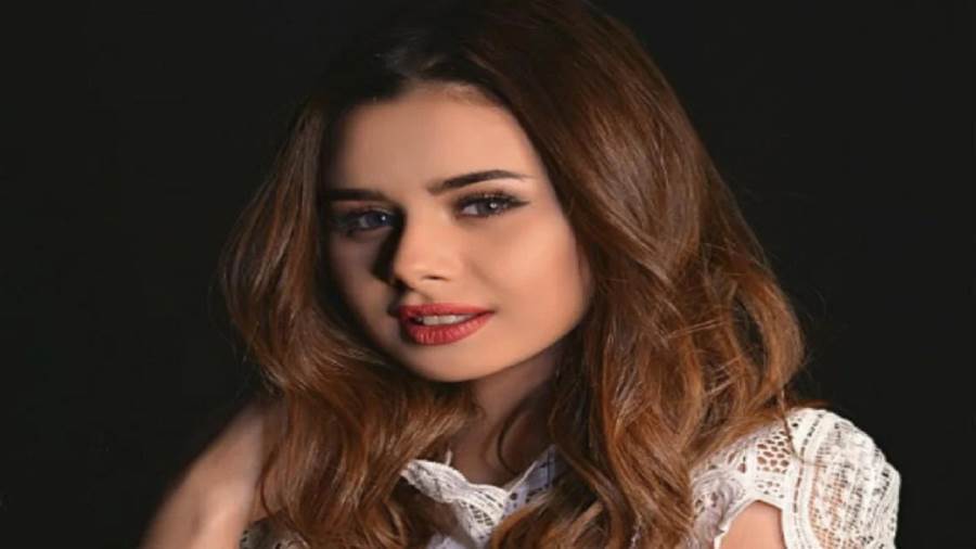 منة عرفة