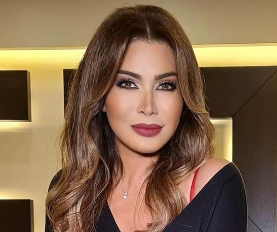 نوال الزغبي تستعرض جمالها بدون مكياج