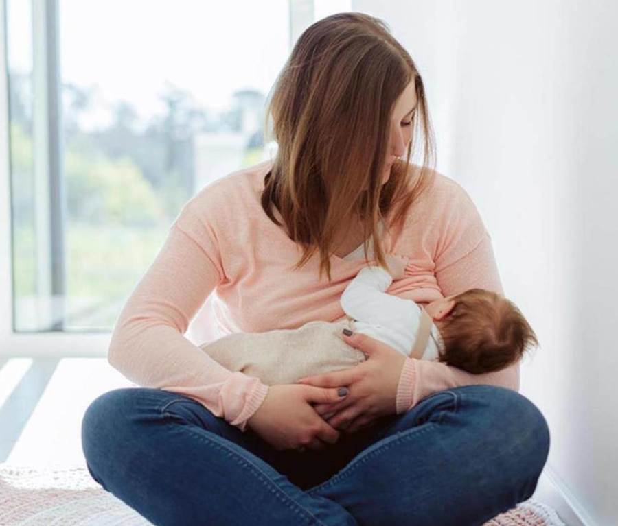للأمهات .. طرق لزيادة حليب الثدي أثناء فترة الرضاعة