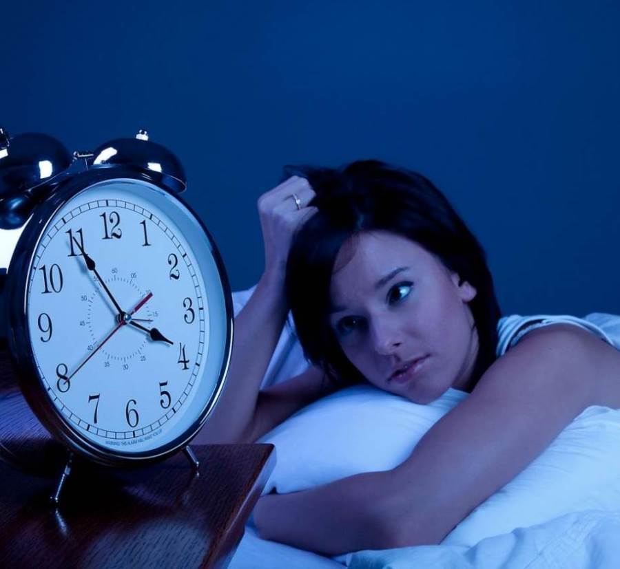 طبيب: الاستيقاظ المتكرر ليلا أحد أعراض أمراض الكلى
