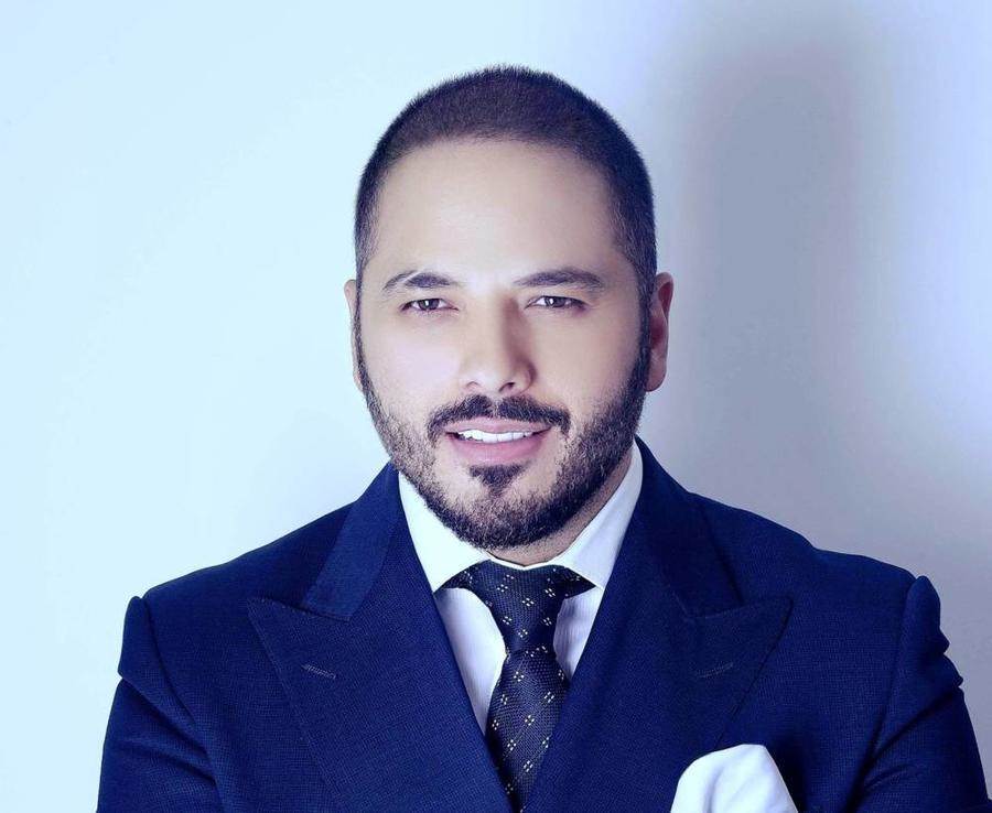 رامي عياش يصل إلى مصر لدعم شيرين عبد الوهاب.. فيديو