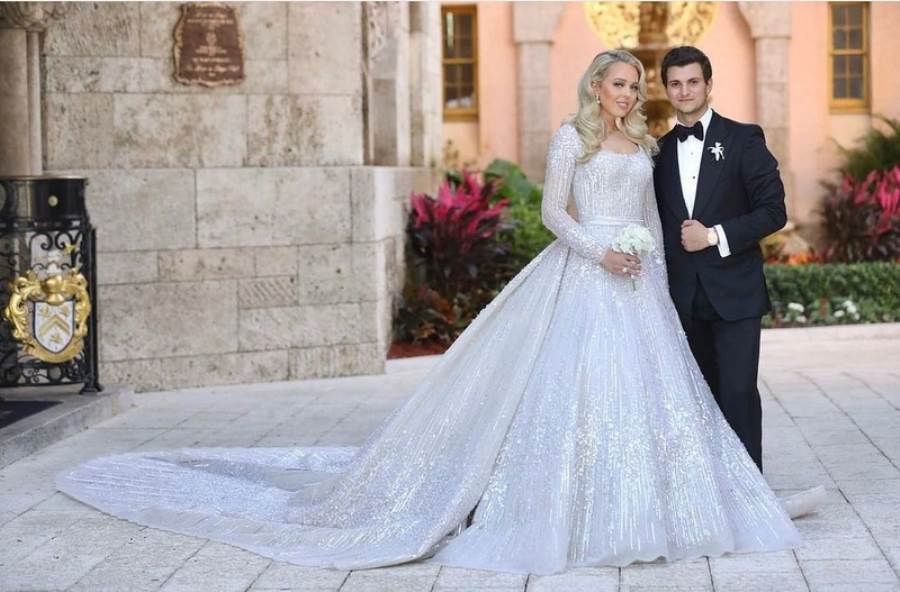 العروس تيفاني ترامب تنشر صورًا من زفافها