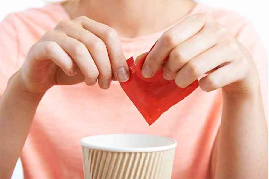 4 مشكلات صحية قد تمنعك من تناول سكر الدايت