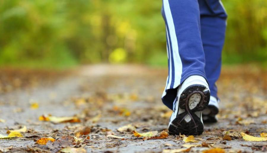 الجري أم المشي.. أيهما أفضل لصحتك؟