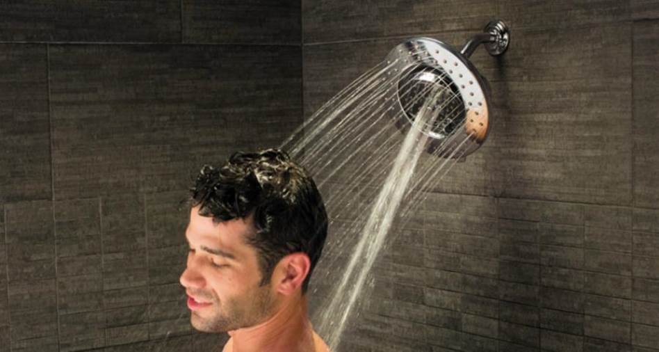 7 فوائد صحية للاستحمام بالماء البارد