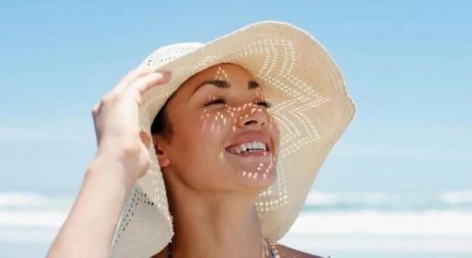 نصائح لحماية بشرتك من أضرار الشمس