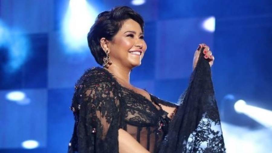 شيرين عبد الوهاب تحصد جائزة فنان العام 2024