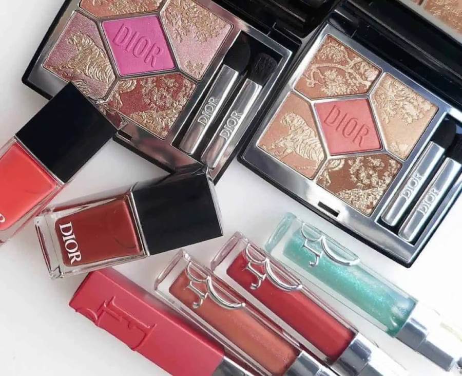 مجموعة مكياج Dior الصيفية.. لبشرة مثالية مشرقة
