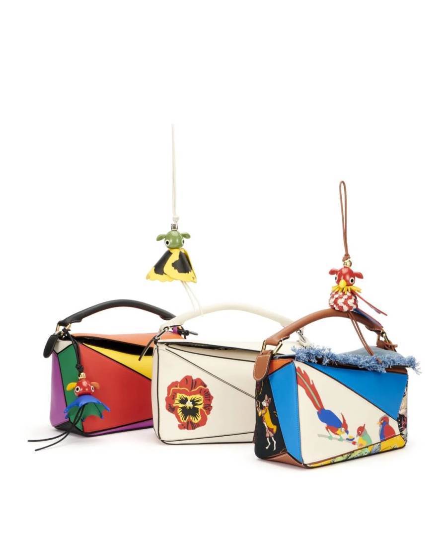 LOEWE تحتفل بمرور عقد على حقيبة Puzzle بـ19 إصداراً جديداً