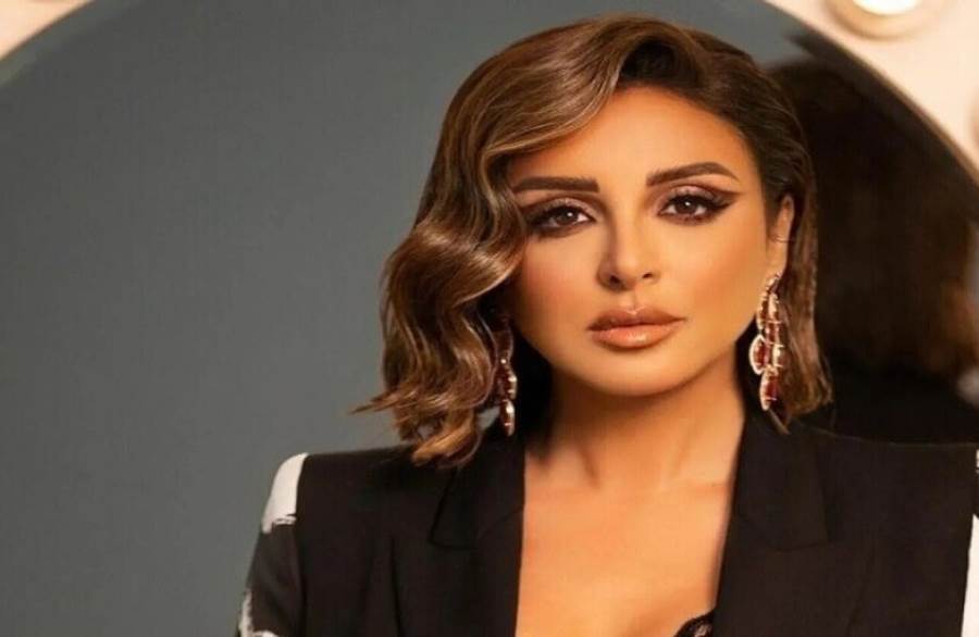 محمود سعد عن حالة أنغام: "غداً يوم مرتقب.. ادعوا لها"