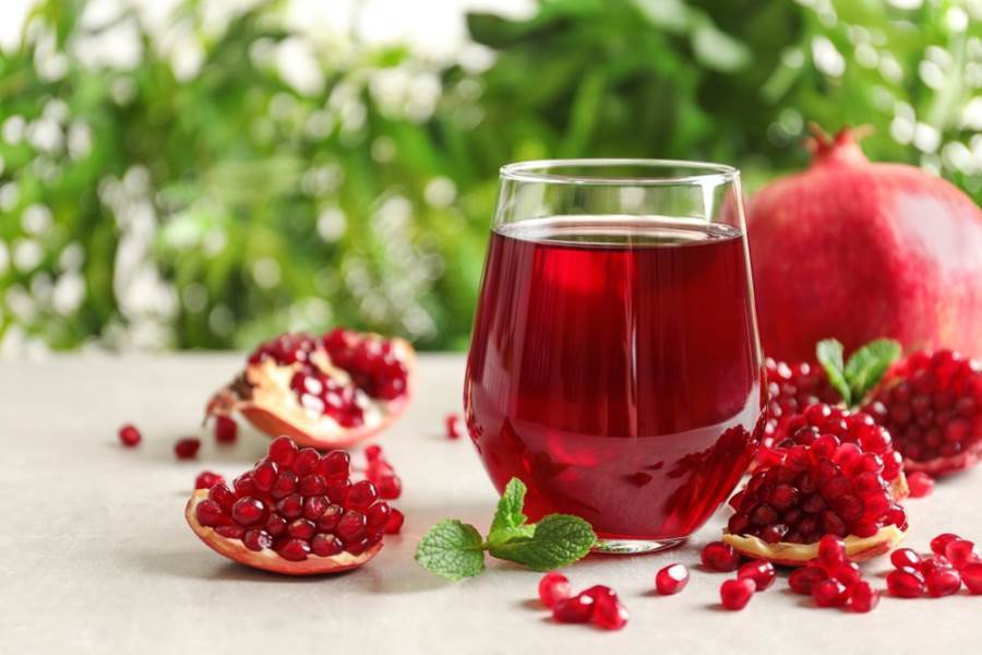 فوائد الرمان في الوقاية من سرطان الثدي