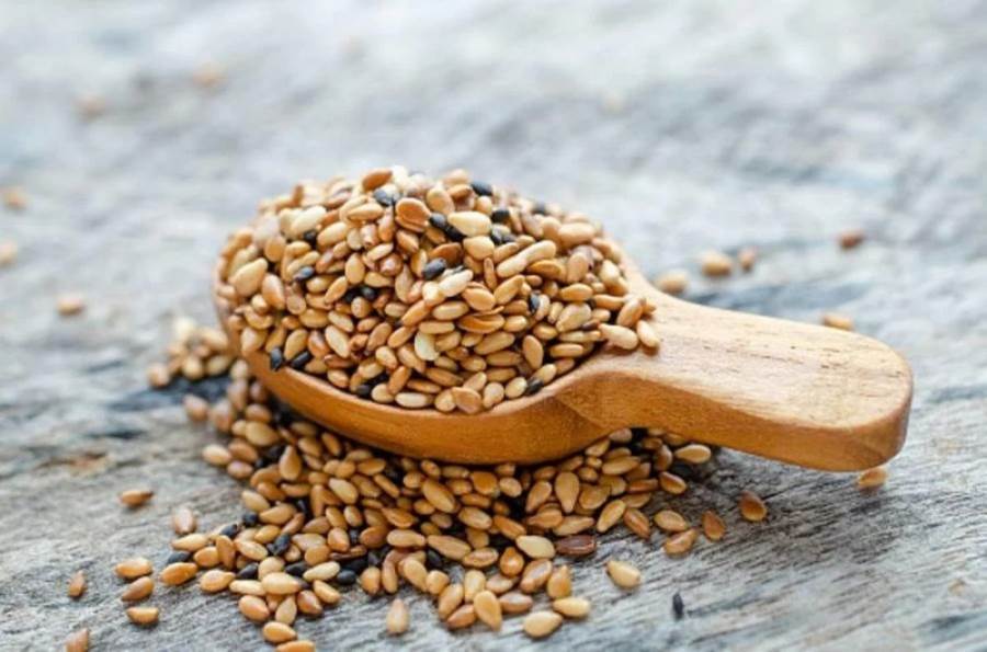أسباب تدفعك لإضافة بذور السمسم إلى وجباتك