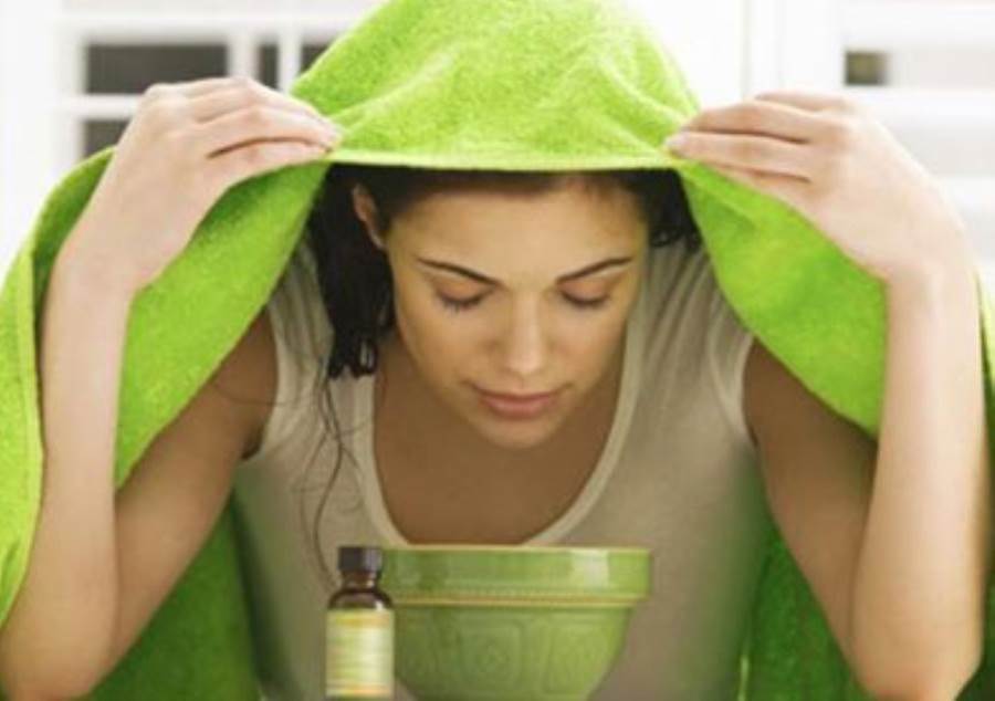 خطوات تطبيق بخار الوجه في المنزل