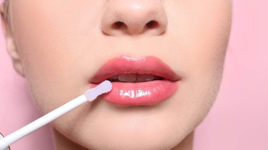 باقة مميزة من زيوت الشفاه من أشهر الماركات العالمية