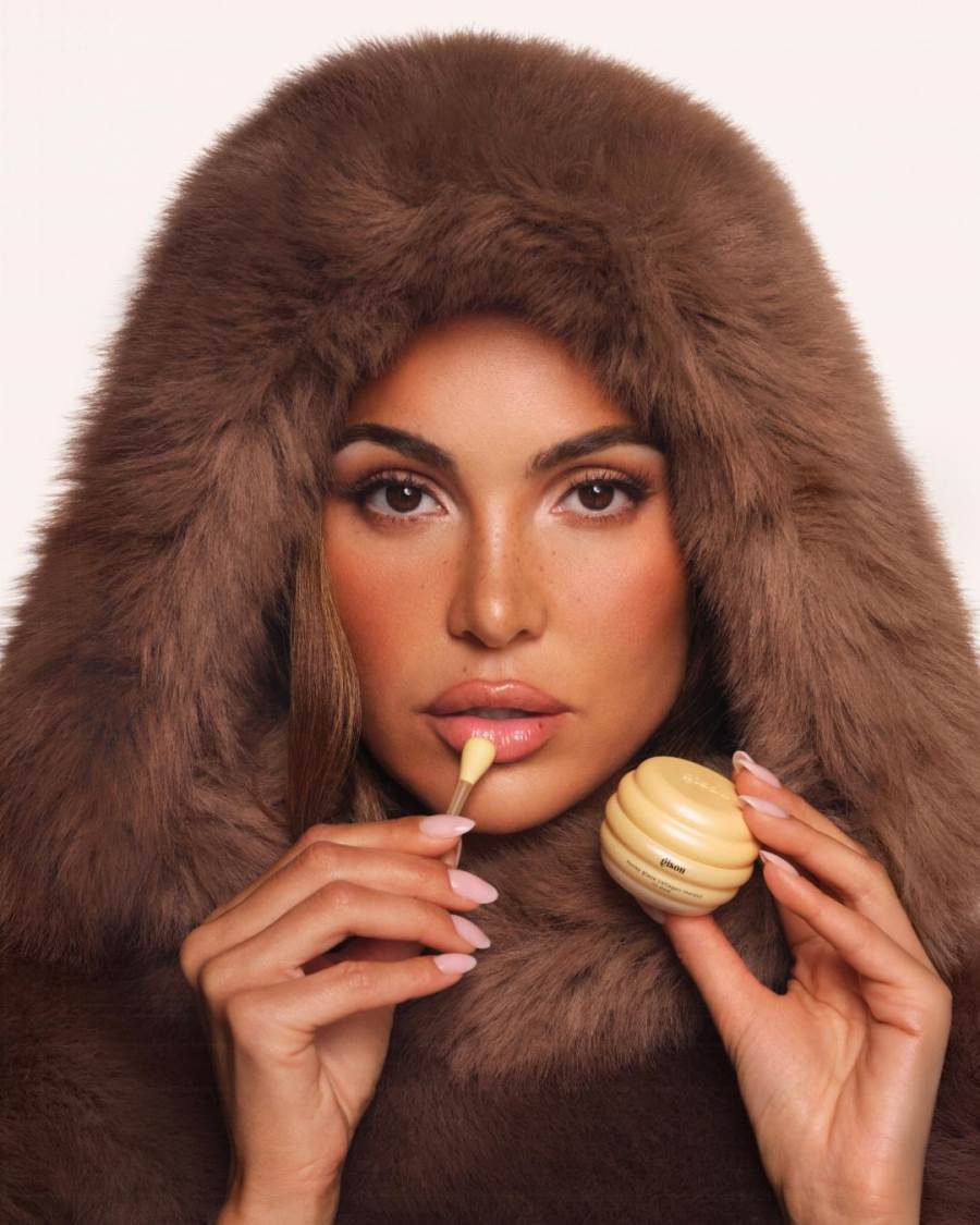 حافظي على جمال شفتيك مع Honey Glaze Collagen Therapy Lip Mask من علامة غيزو