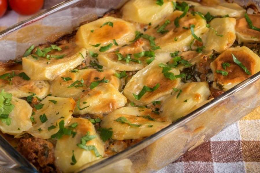 طريقة عمل صينية بطاطس باللحم المفروم