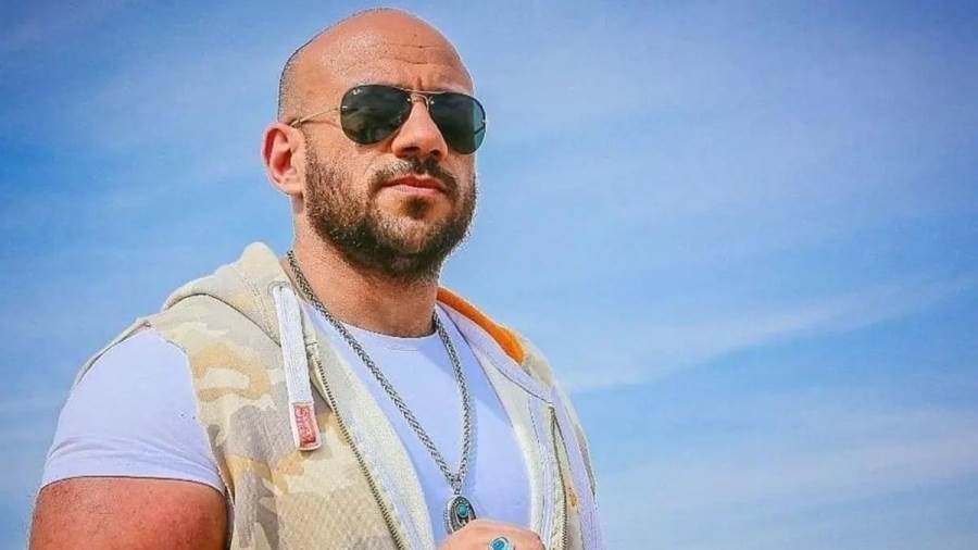  رسالة حب من طليقة أحمد مكي تشعل جدلاً بين جمهوره