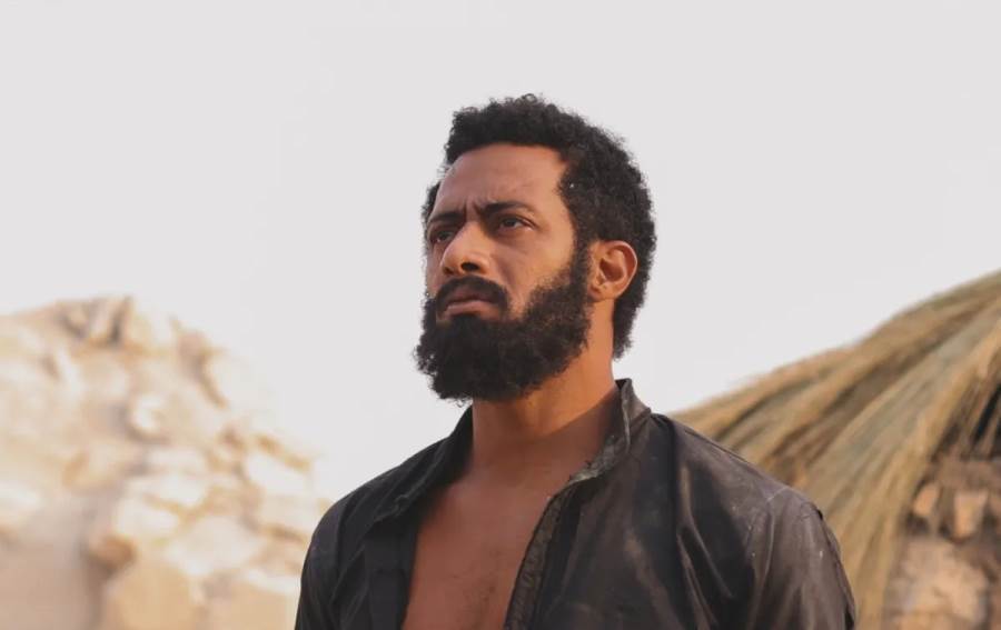  فيلم أسد يتصدر شباك التذاكر في أول أيام طرحه بالسينمات