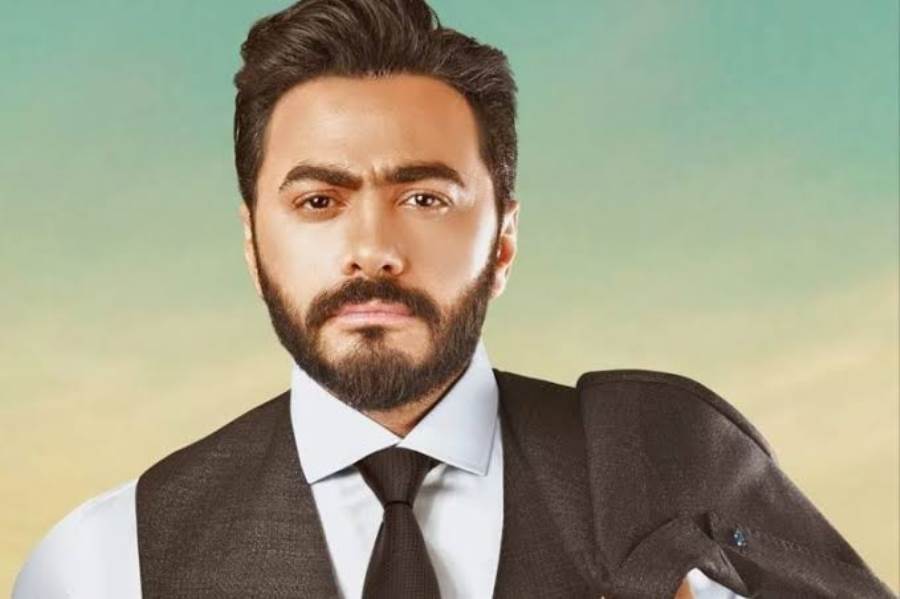 أول تعليق للفنان تامر حسني بعد وفاة والده