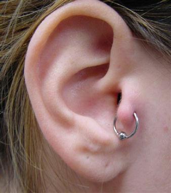 بالصور أنواع ثقب الأذن الأكثر انتشارا الجمال نت