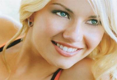 9 نصائح لتكوني أمرأة جذابة