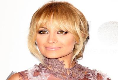 بسبب القيادة تحت تأثير الخمر .. نيكول ريتشي تنضم إلى نادي النجمات السجينات !! 