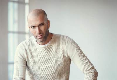 حلق الشعر .. موضة تنتشر في الغرب وتجد صعوبة في اقتحام العرب