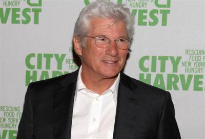 براءة ريتشارد جير من قبلة الممثلة الهندية شيلبا