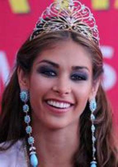 ميس فنزويلا "دايانا ميندوز" تفوز بلقب ملكة جمال الكون لعام 2008