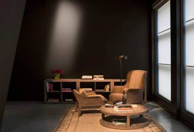 مصمم دار «بوتيغا فينيتا» "أعحب بالاحترام الذى يكنه العرب للحرفيين" 