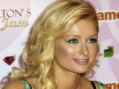 أخيرا باريس هيلتون تعترف " لم يعرفني الرجال سوى للمال والجنس "