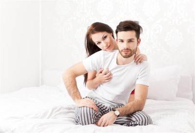 تصرفات تفيد الزوجة في اثارة زوجها