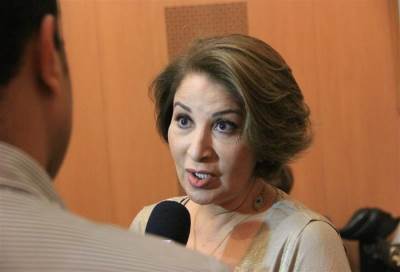 النجمة بوسي تصرح : لم أتزوج في السر .. وعودتي لنور الشريف محتملة