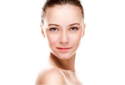 4 استراتيجيات تعيد الشباب إلي بشرتك