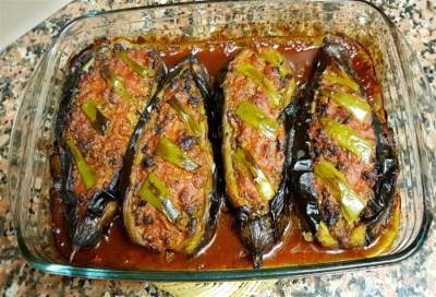 مطبقة الباذنجان .. أكلة سهلة ولذيذة تصدرها فلسطين إلى العالم