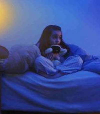 طفلك يهاب الظلام .. كيف تتغلبين علي ذلك؟ 