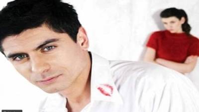 دراسة بريطانية: الرجل الخائن أقل ذكاء من الوفي