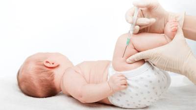  نصائح لتهدئة الأطفال .. عند التطعيم باللقاحات 