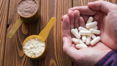 أفضل وأسوأ المكملات الغذائية والأعشاب لالتهاب المفاصل الروماتويدي