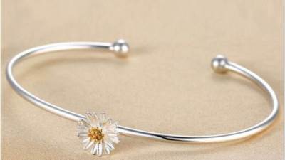 ماجدة الخولى "عاشقة الفضة" : لا أكرر نفسى .. ولا أقلد غيرى!!